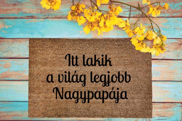 Itt lakik a világ legjobb nagypapája feliratos kókusz lábtörlő - több méretben