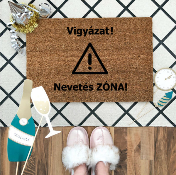 Nevetés Zóna! vicces feliratos kókusz lábtörlő - több méretben